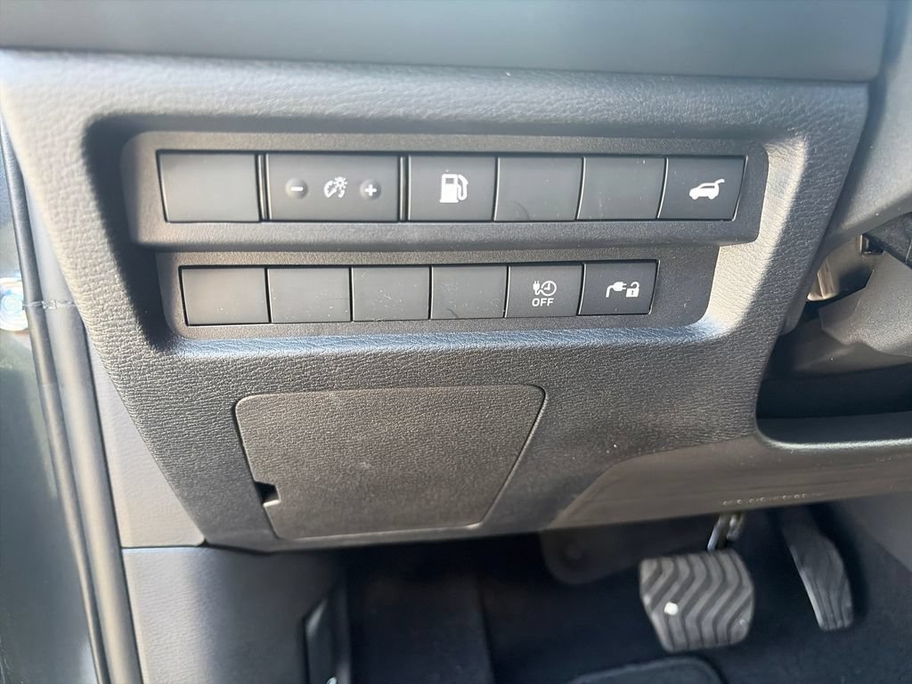 New 2026 Nissan Rogue SL AWD/4WD image 31