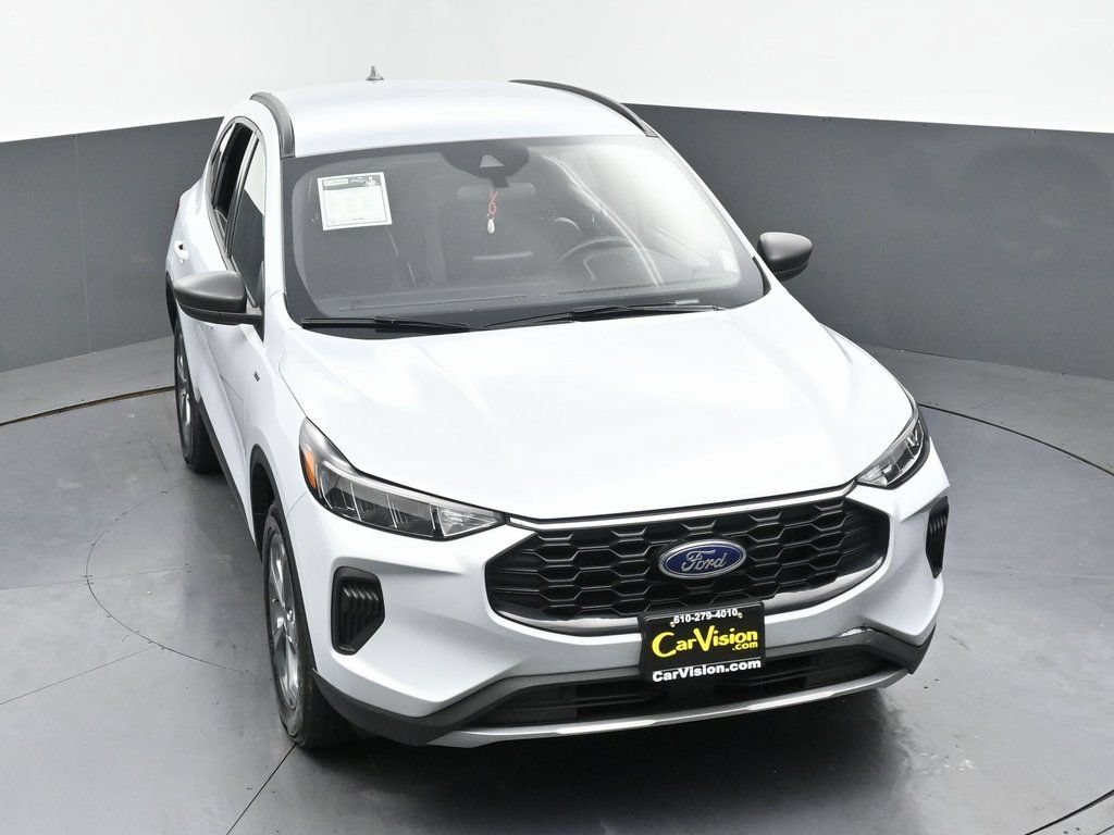 Used 2025 Ford Escape ST-Line AWD/4WD image 46