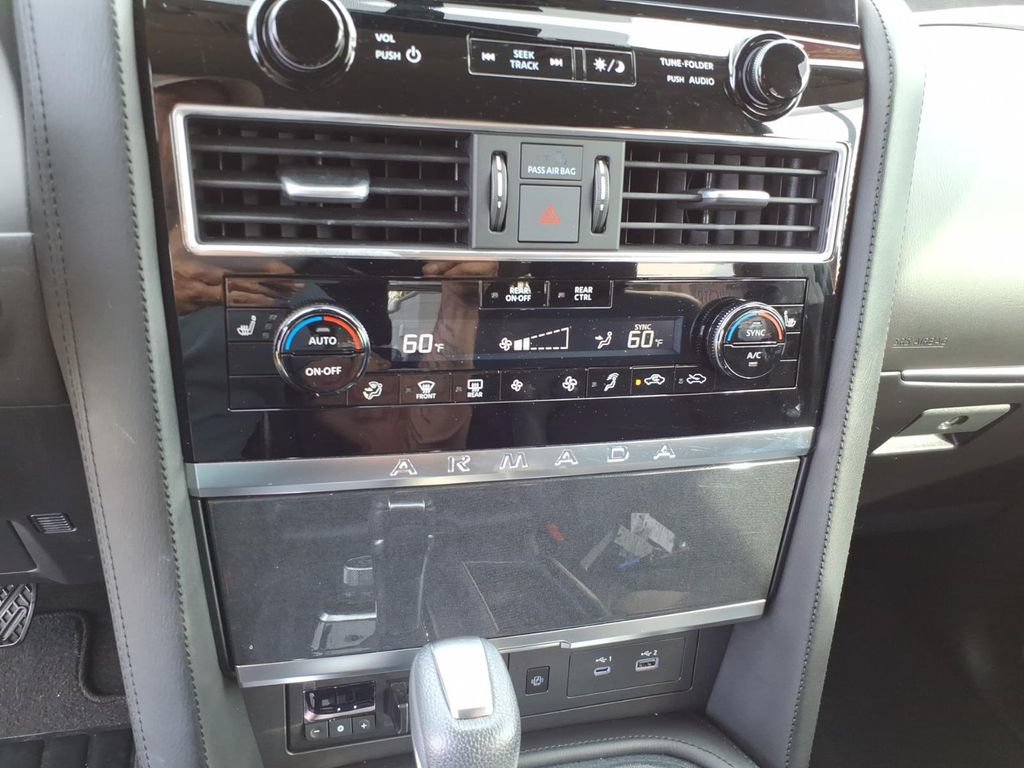 Certified 2024 Nissan Armada SV w/ Cargo Package AWD/4WD image 12