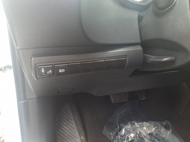 Certified 2023 Toyota Corolla LE FWD image 4