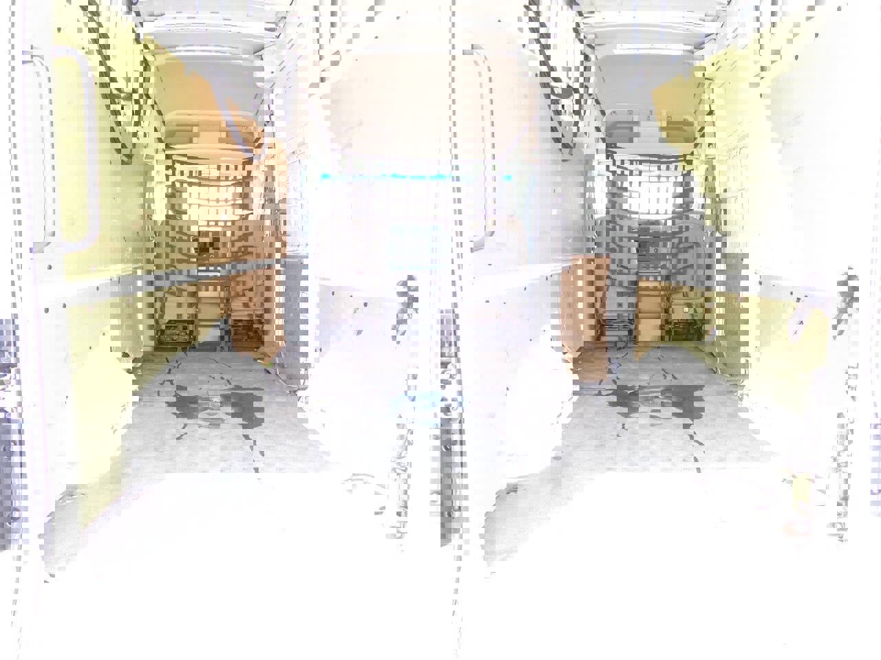 Used 2016 Nissan NV 2500 SL w/ Technology Package image 18