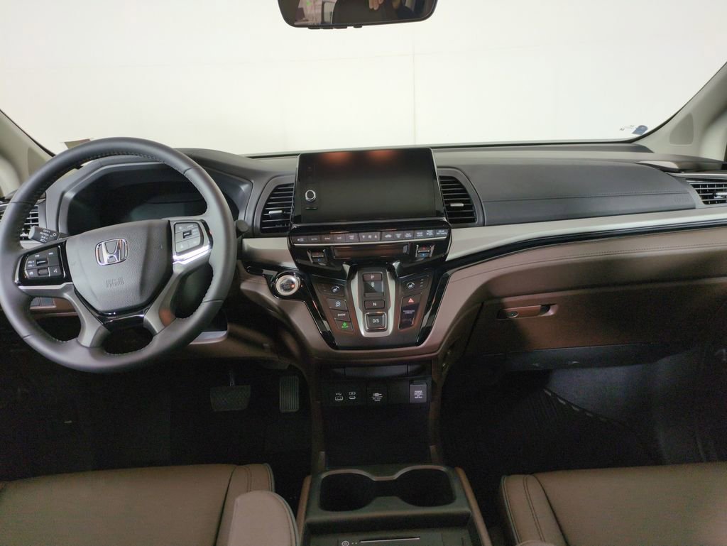 Used 2026 Honda Odyssey Touring image 12