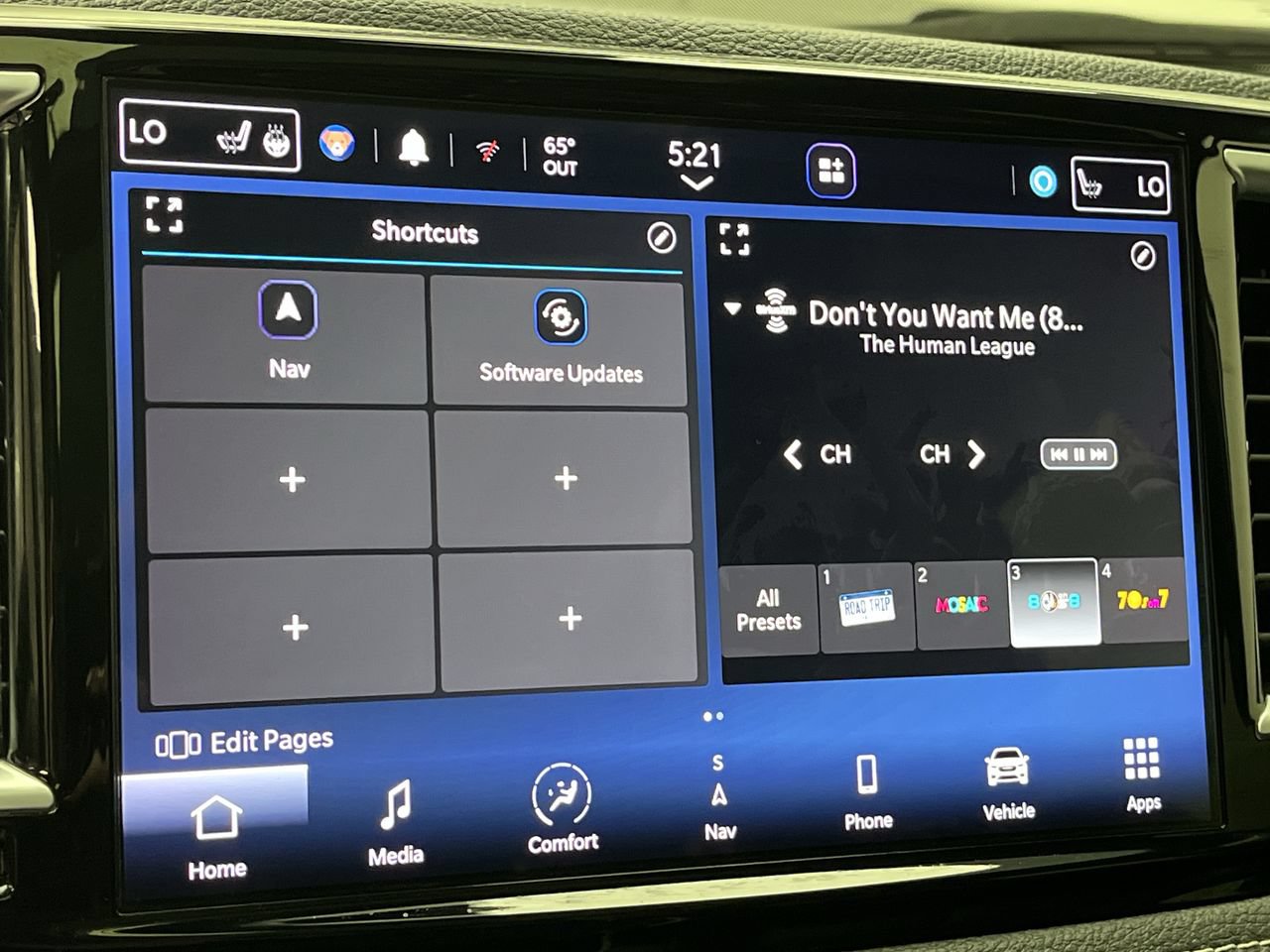Used 2022 Chrysler Pacifica Limited w/ S Appearance Package FWD image 20