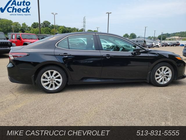Used 2023 Toyota Camry LE FWD image 7