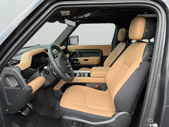 New 2025 Land Rover Defender 90 V8 AWD/4WD image 13