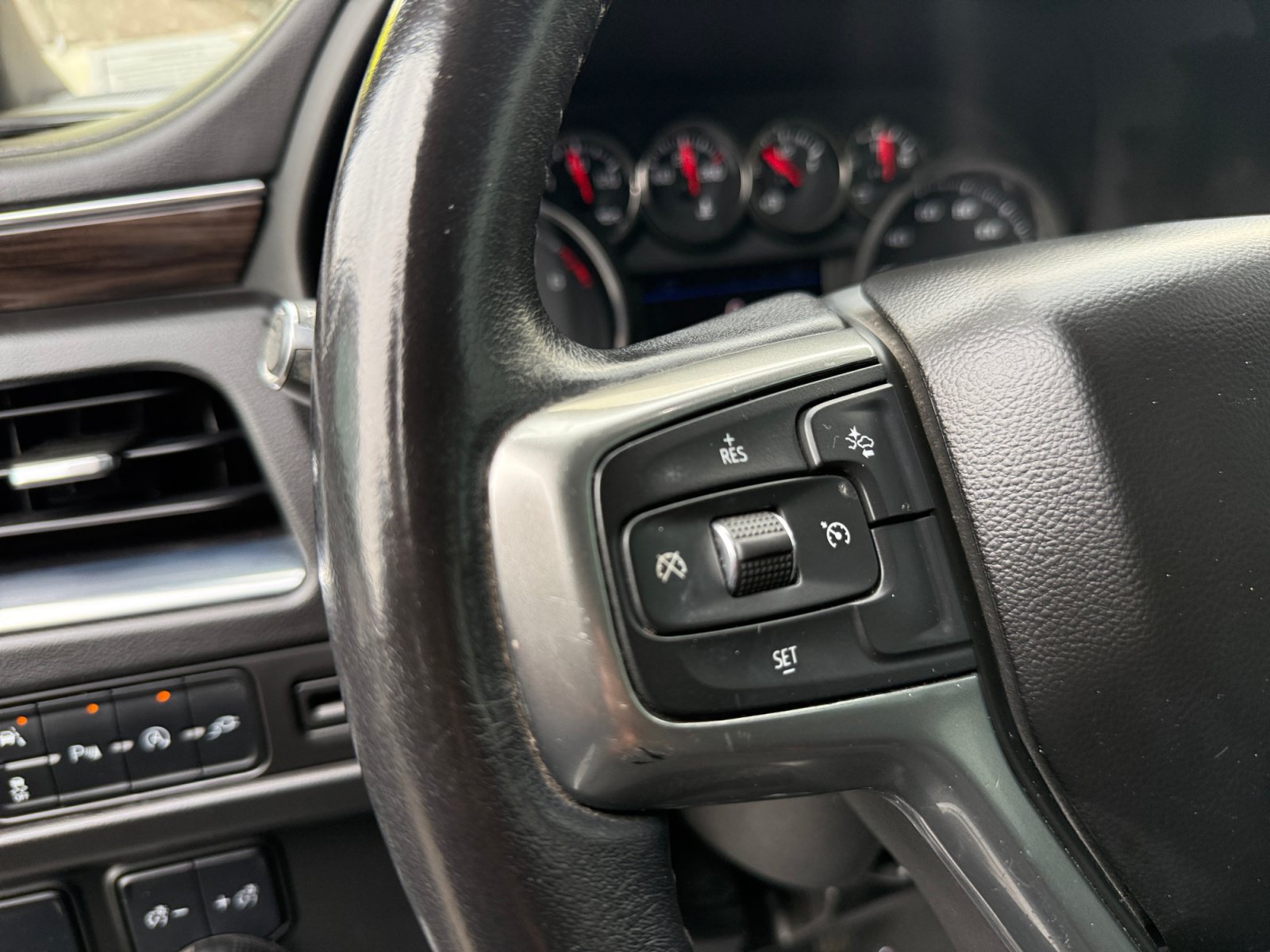 Used 2022 Chevrolet Tahoe LS RWD image 19