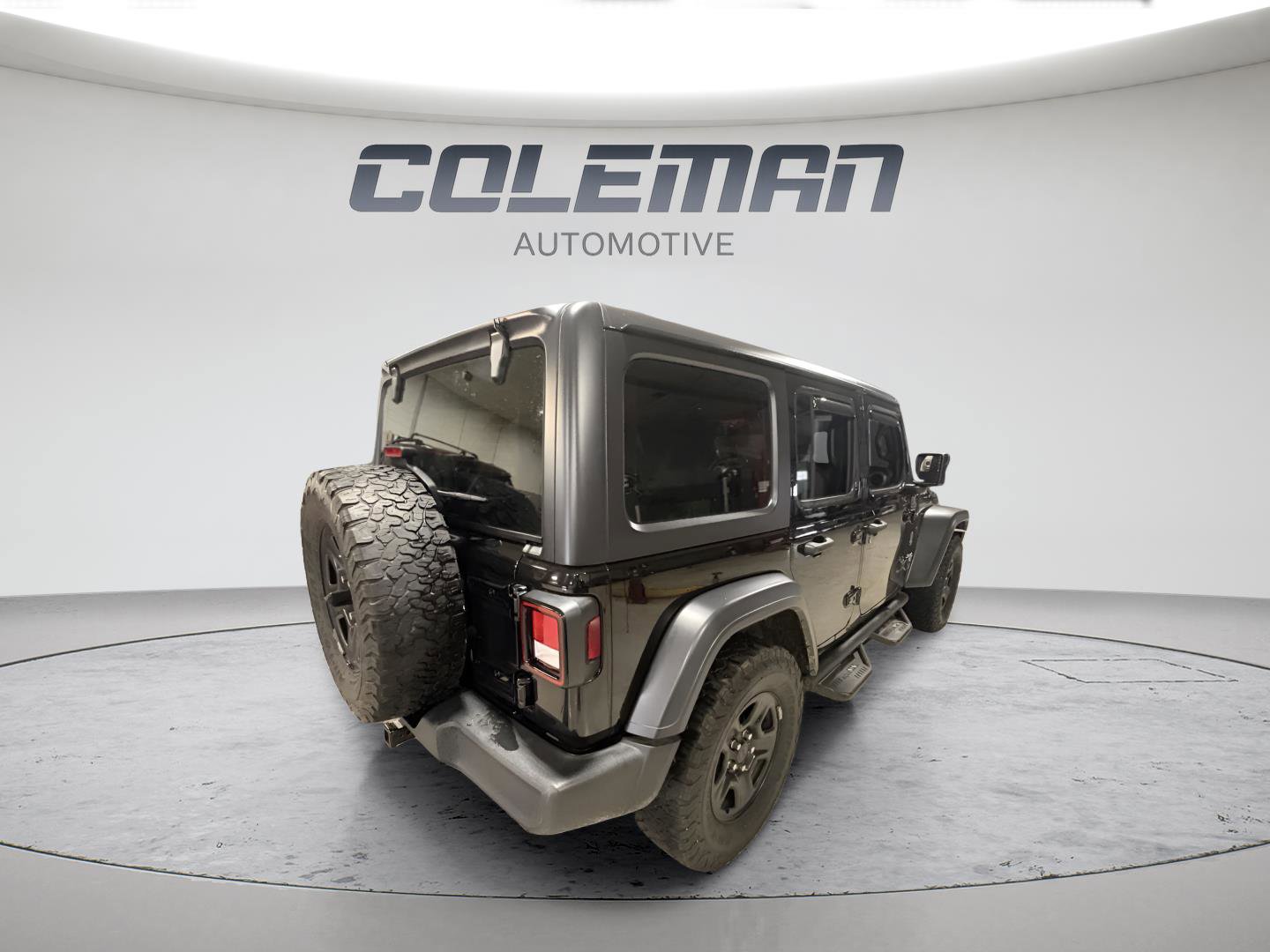 Used 2018 Jeep Wrangler Unlimited Sport image 6