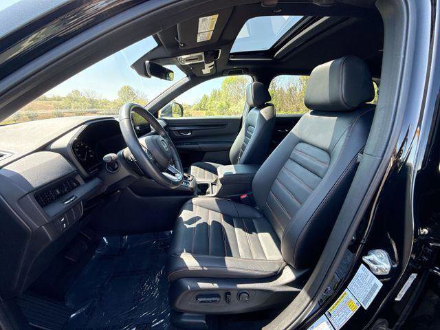 Used 2025 Honda CR-V Sport-L image 16