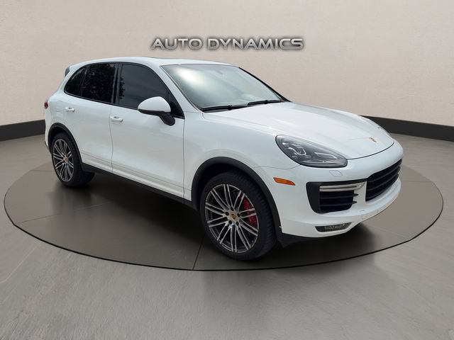 Used 2015 Porsche Cayenne Turbo AWD/4WD image 3