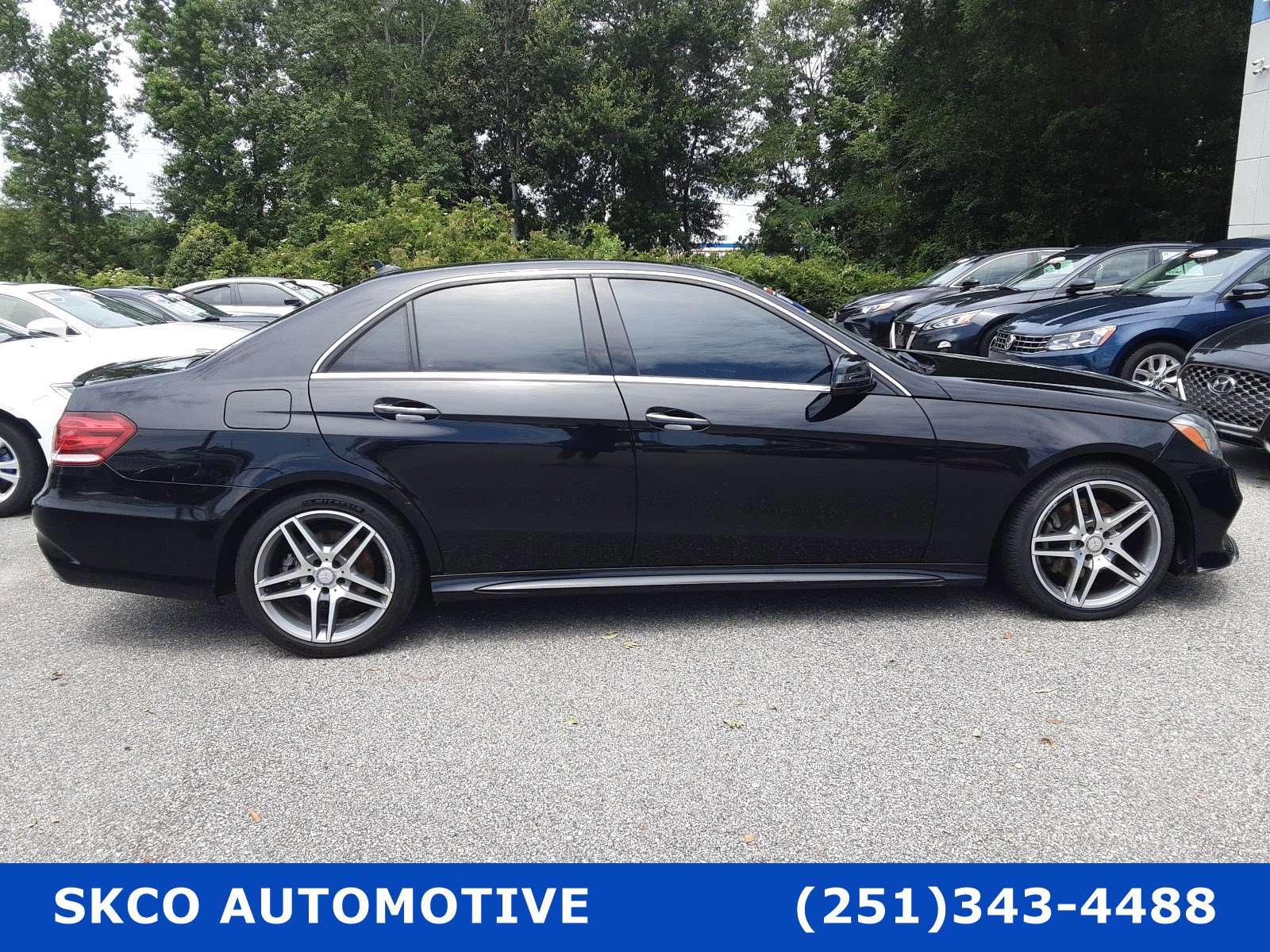 Used 2014 Mercedes-Benz E 350 4MATIC Sedan image 6