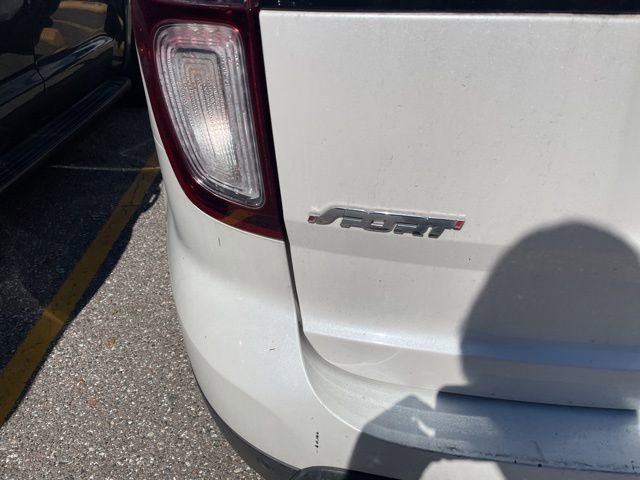 Used 2015 Ford Explorer Sport w/ Equipment Group 401A image 4