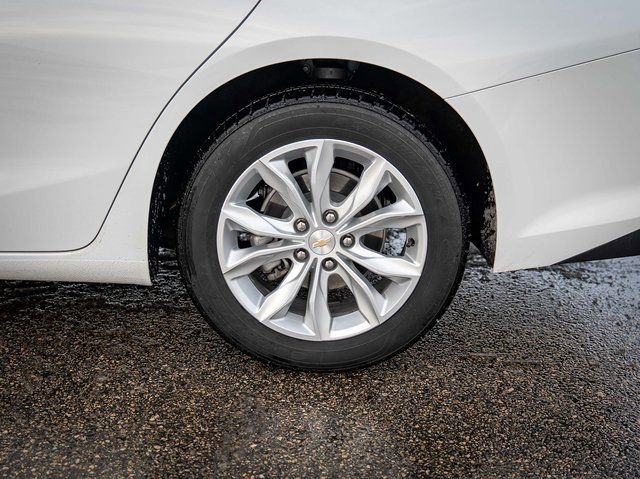 Used 2025 Chevrolet Malibu LT image 11