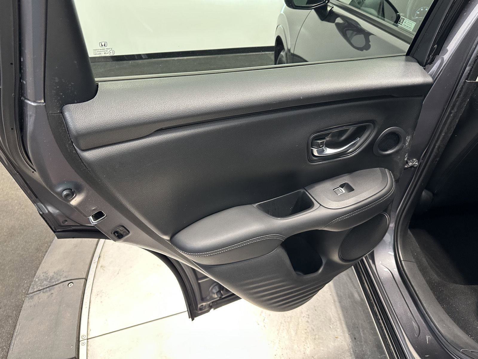 Certified 2023 Honda HR-V EX-L image 24