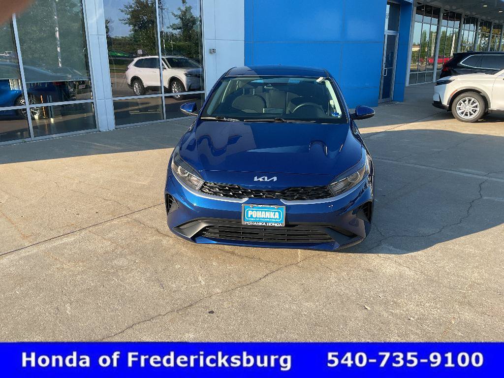 Used 2023 Kia Forte LXS w/ LXS Technology Package FWD image 9
