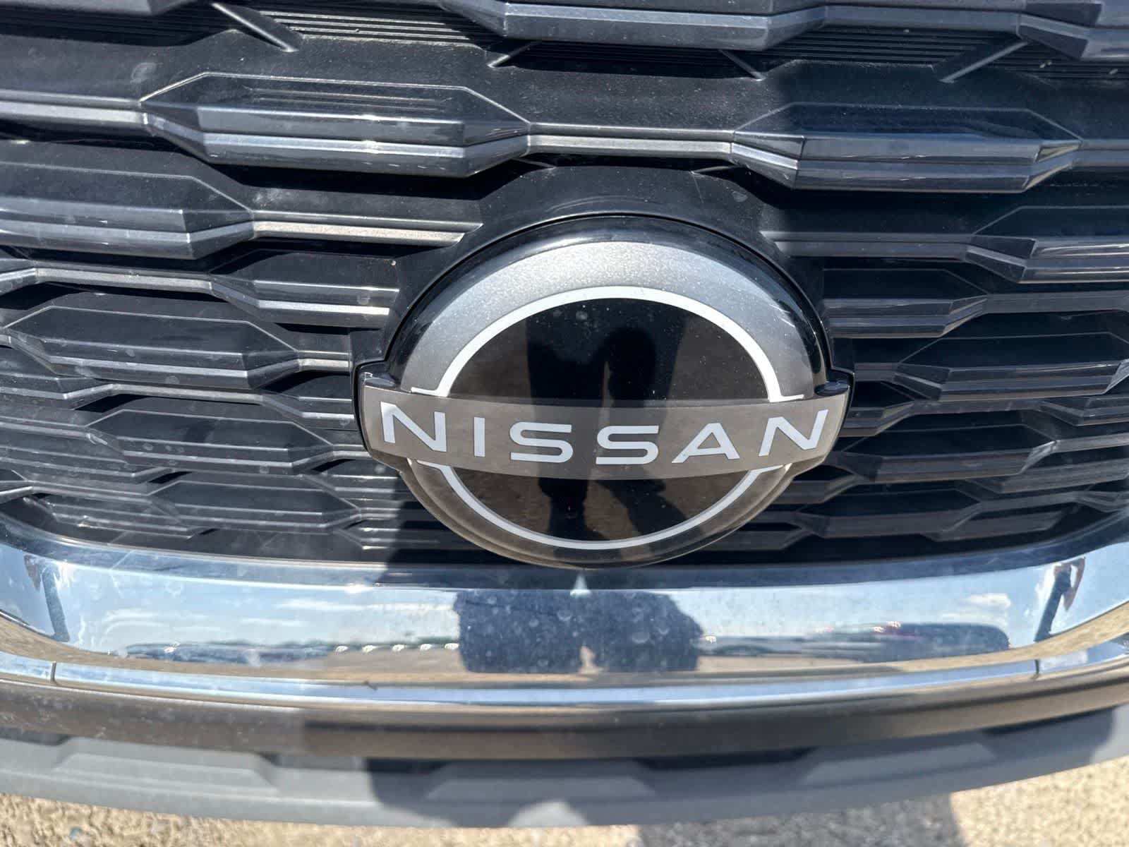 Used 2023 Nissan Rogue SV AWD/4WD image 11