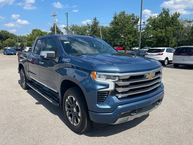 Used 2024 Chevrolet Silverado 1500 High Country w/ Technology Package AWD/4WD image 14