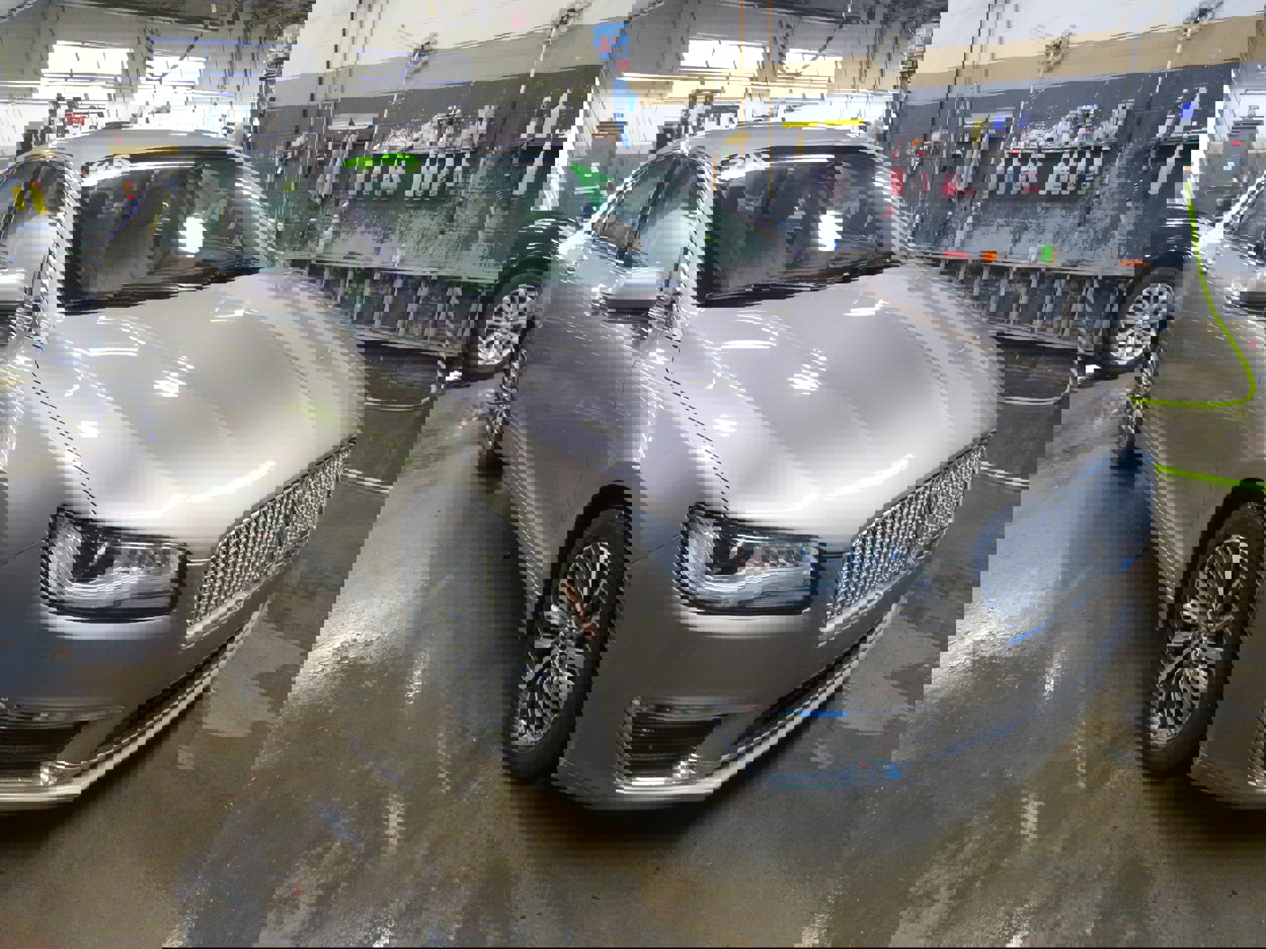 Used 2020 Lincoln MKZ w/ Convenience Package image 1