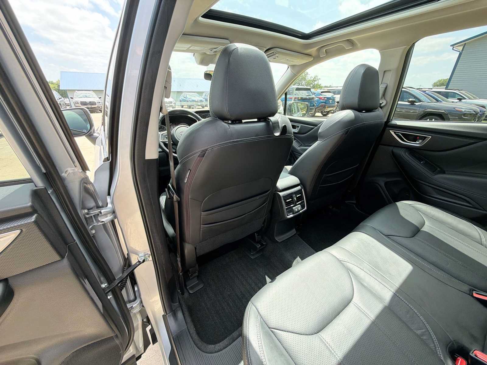 Used 2019 Subaru Forester Limited AWD/4WD image 15