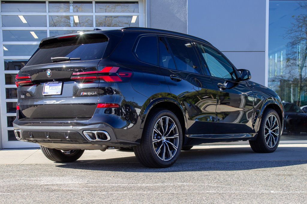 Used 2025 BMW X5 M60i w/ Climate Comfort Package image 10