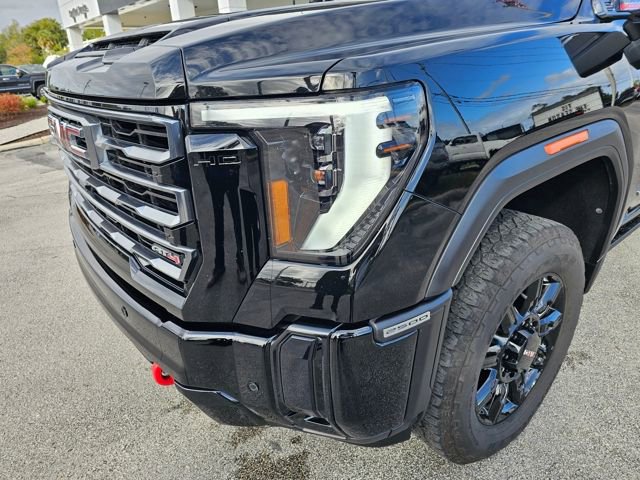 Used 2025 GMC Sierra 2500 AT4 w/ AT4 Premium Plus Package image 7