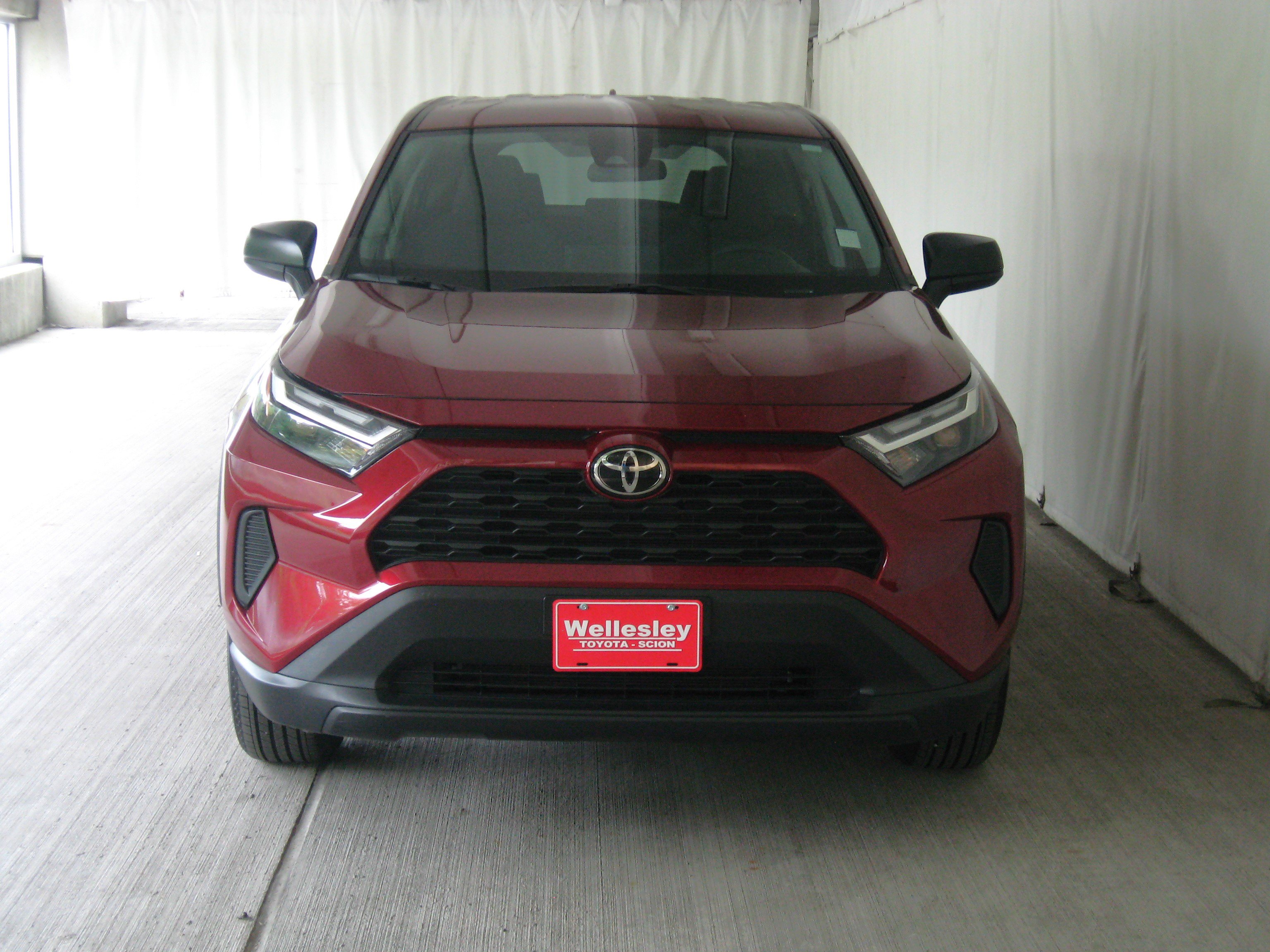 Used 2023 Toyota RAV4 LE image 3