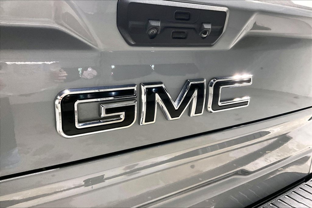 Used 2024 GMC Sierra 1500 Elevation w/ Elevation Premium Package AWD/4WD image 38