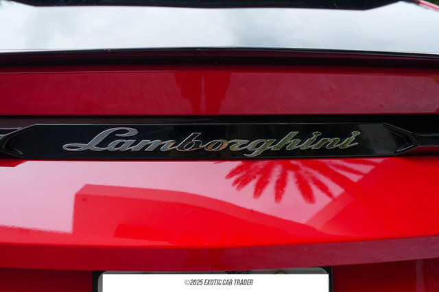 Used 2019 Lamborghini Urus image 60