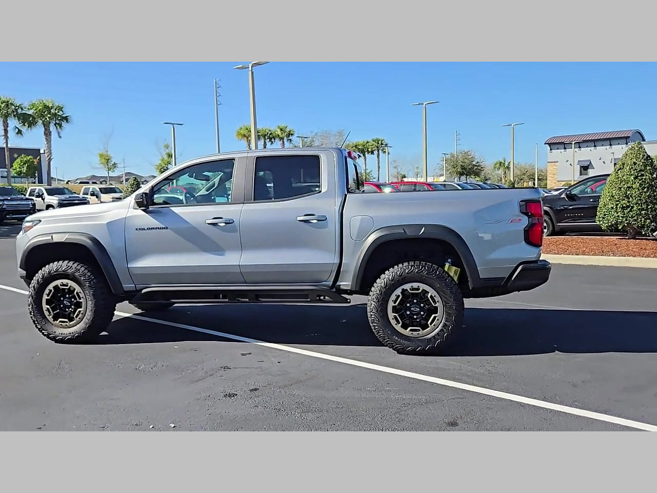 New 2025 Chevrolet Colorado ZR2 w/ Technology Package image 17