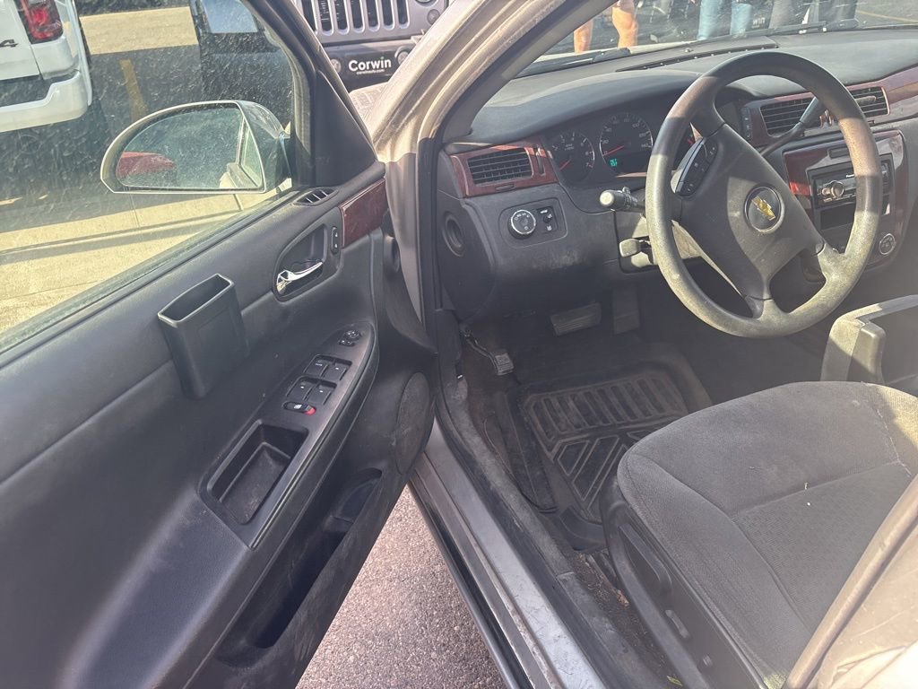 Used 2006 Chevrolet Impala LT FWD image 8