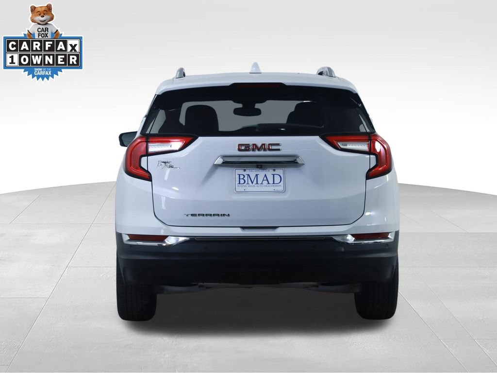Certified 2022 GMC Terrain SLT FWD image 10