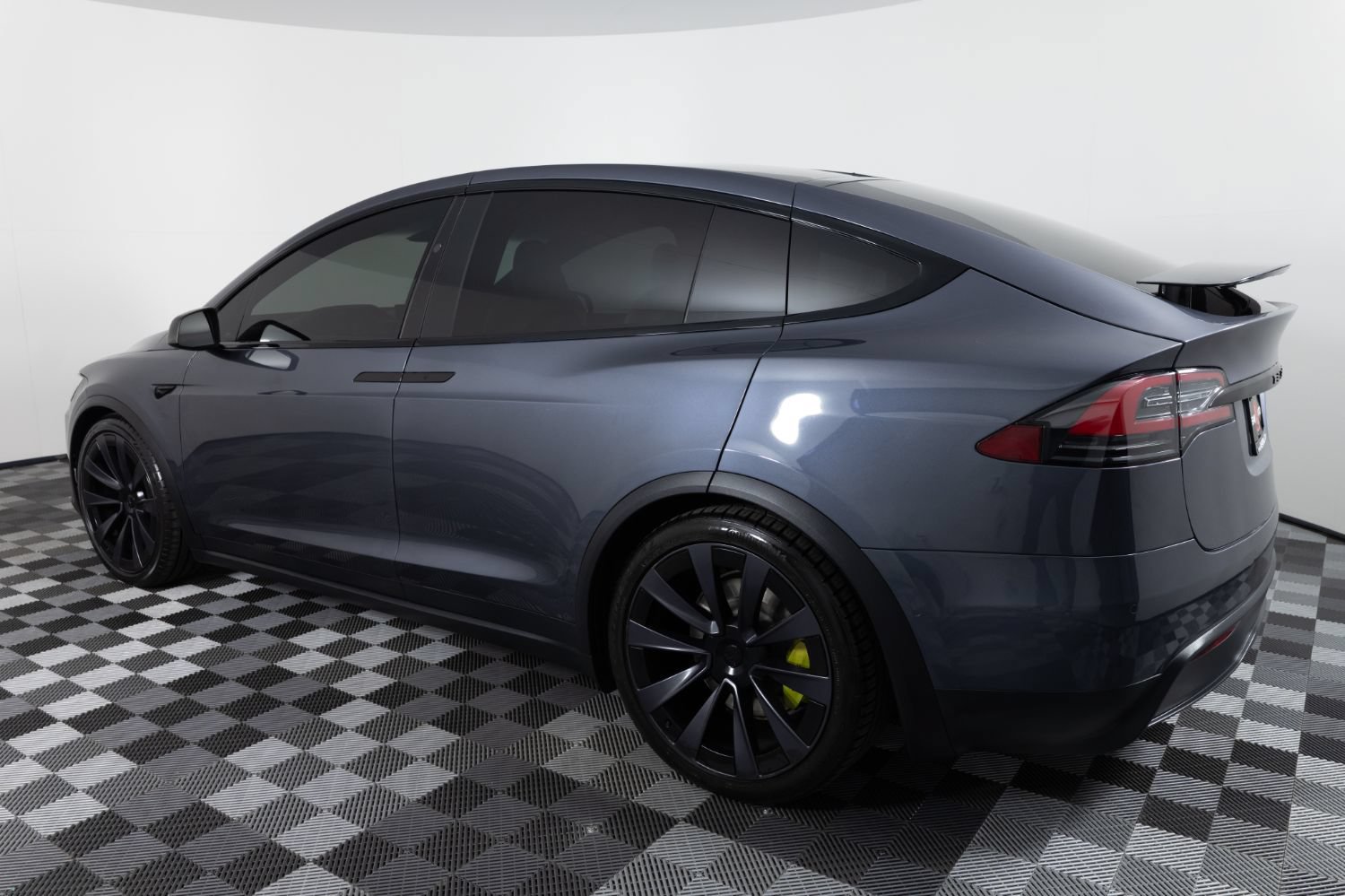 Used 2022 Tesla Model X Plaid AWD/4WD image 4