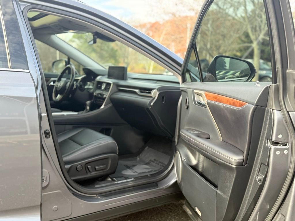Used 2020 Lexus RX 350L FWD w/ Premium Package image 27