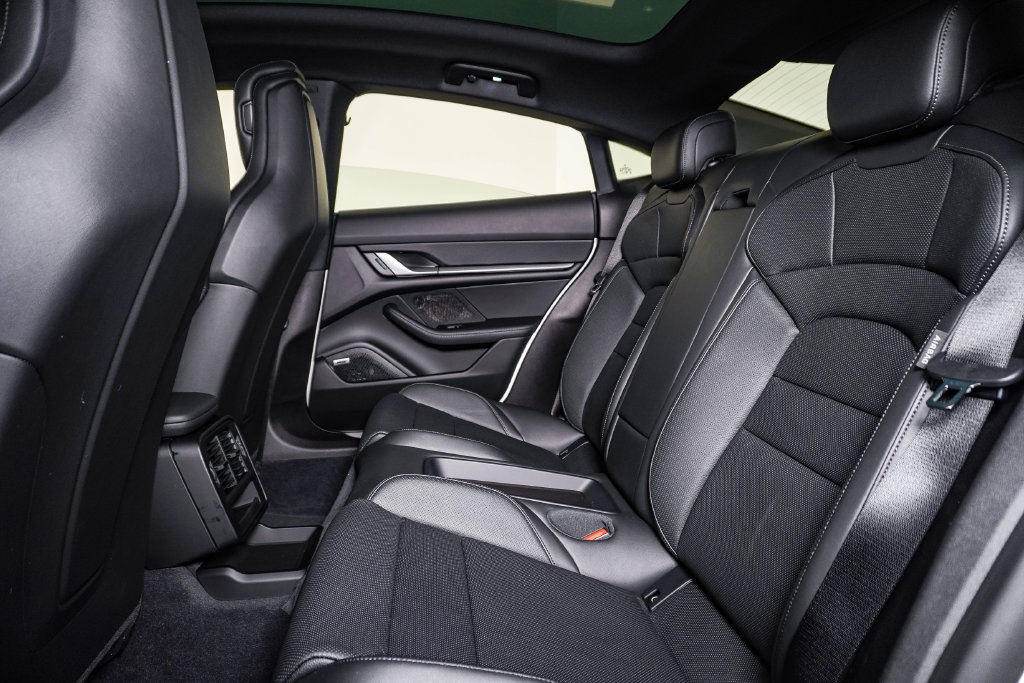 New 2026 Porsche Taycan AWD/4WD image 17