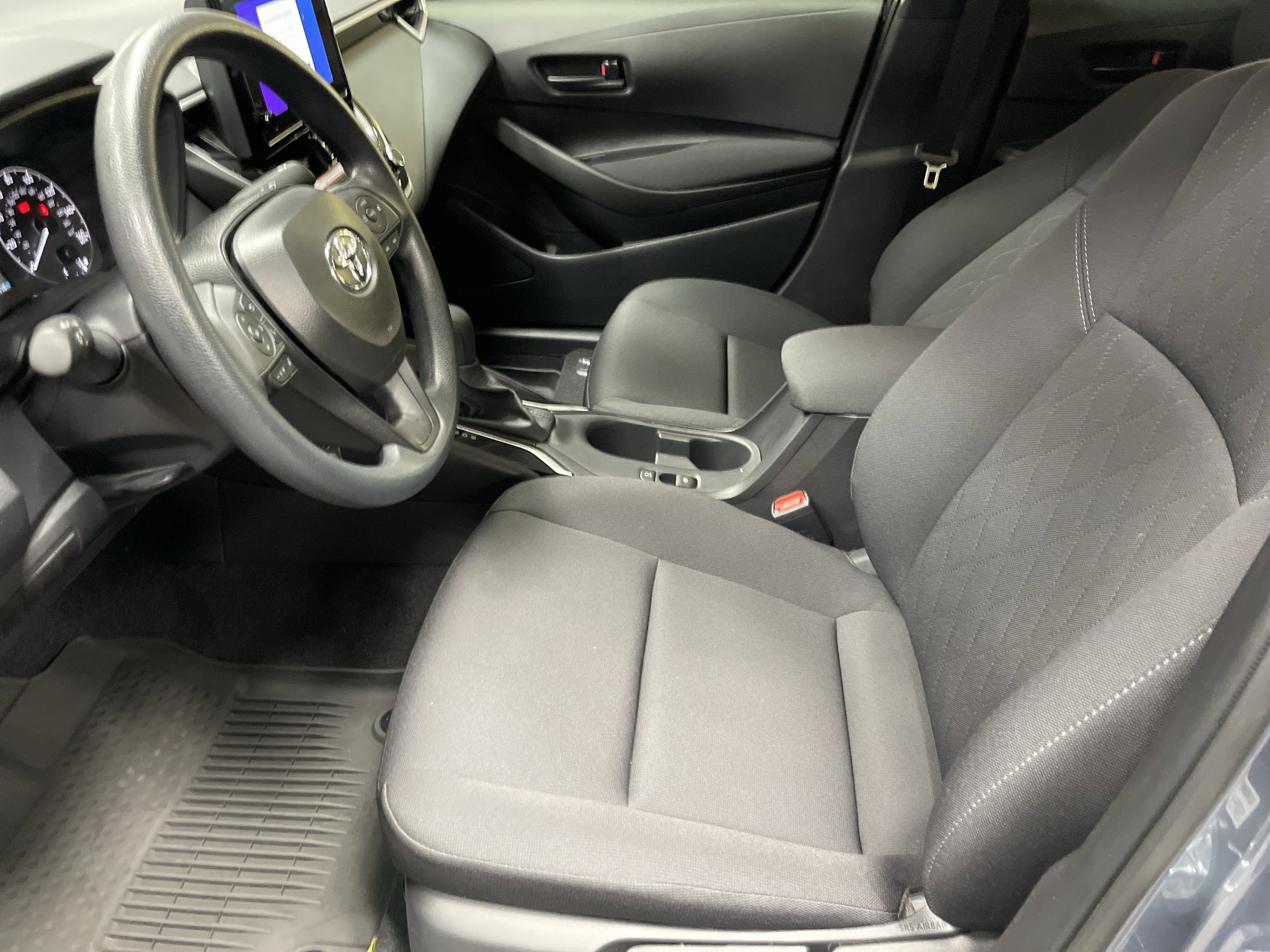 Certified 2025 Toyota Corolla LE image 16