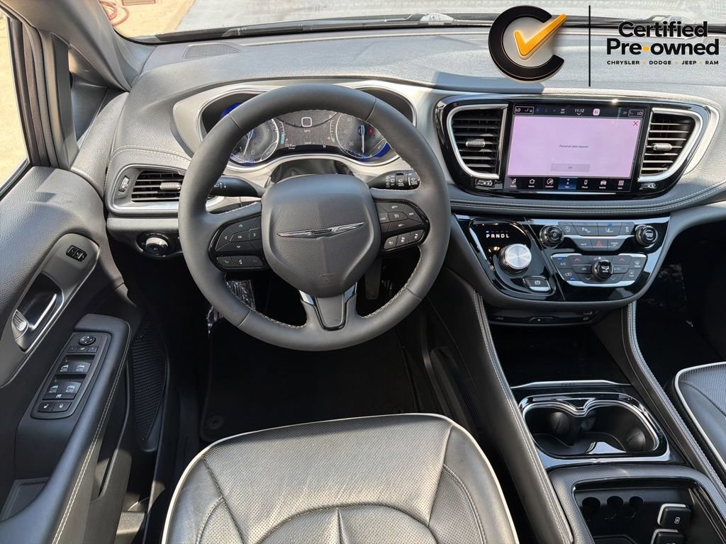 Certified 2023 Chrysler Pacifica Limited w/ Uconnect Theater Family Group AWD/4WD image 58