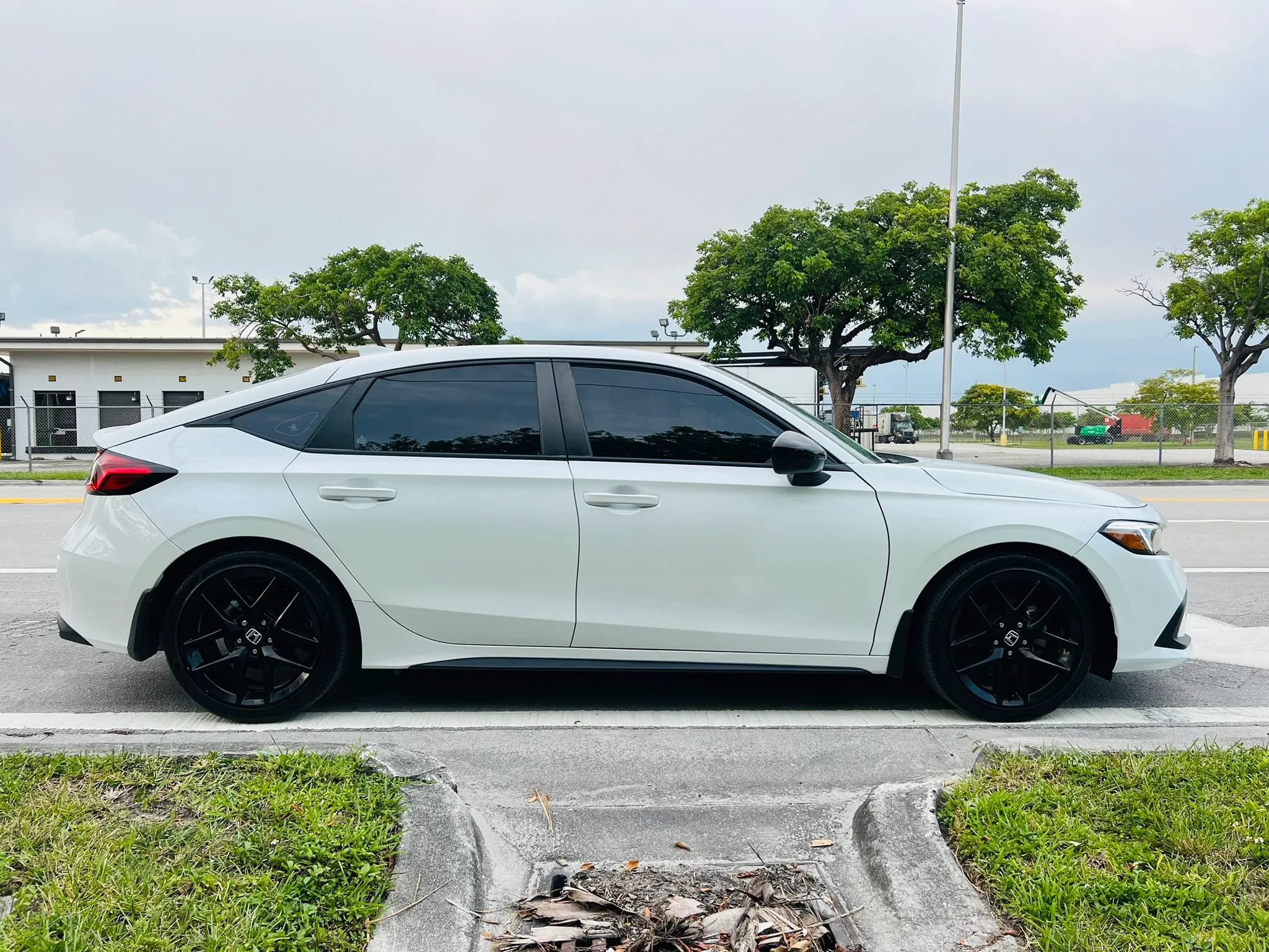 Used 2024 Honda Civic Sport image 6