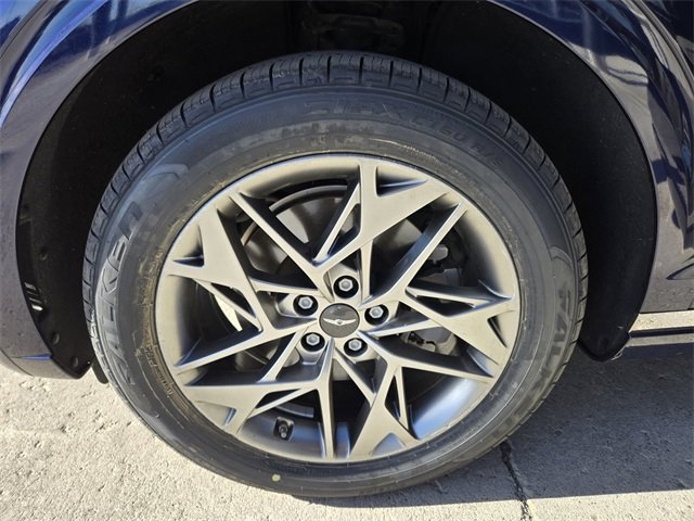 Used 2022 Genesis GV70 2.5T w/ Select Package image 7