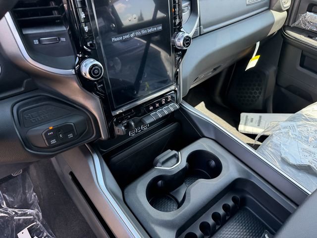 New 2026 RAM 3500 Big Horn AWD/4WD image 23