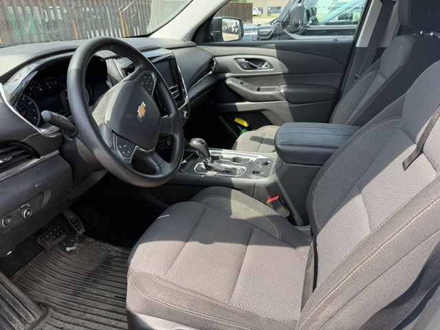 Used 2018 Chevrolet Traverse LS FWD image 5