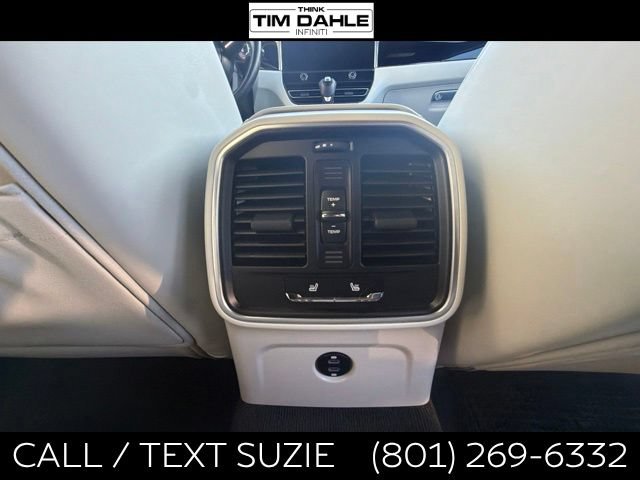 Used 2022 Porsche Macan AWD/4WD image 16