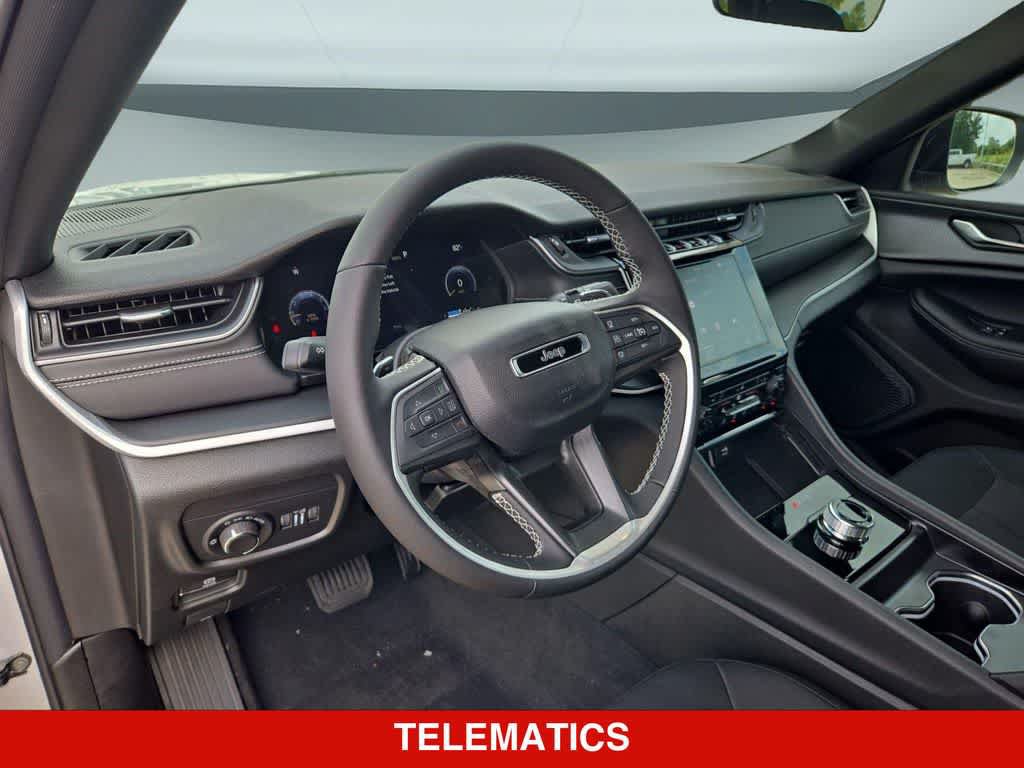 New 2026 Jeep Grand Cherokee Laredo X RWD image 2