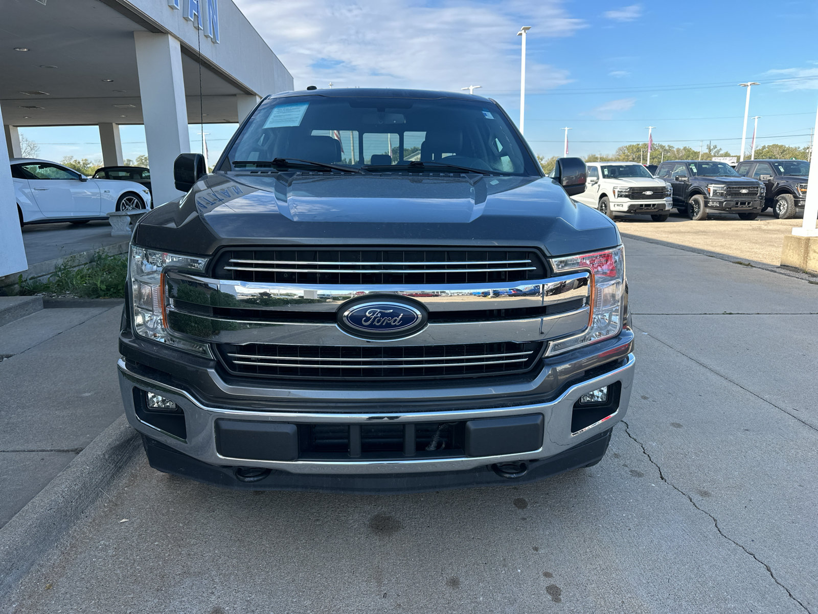 Used 2018 Ford F150 Lariat w/ Max Trailer Tow Package AWD/4WD image 14