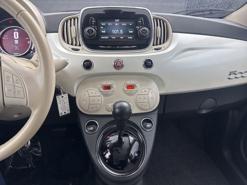 Used 2016 FIAT 500 Lounge image 16