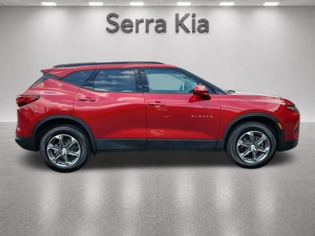 Used 2024 Chevrolet Blazer LT w/ Convenience Package FWD image 6