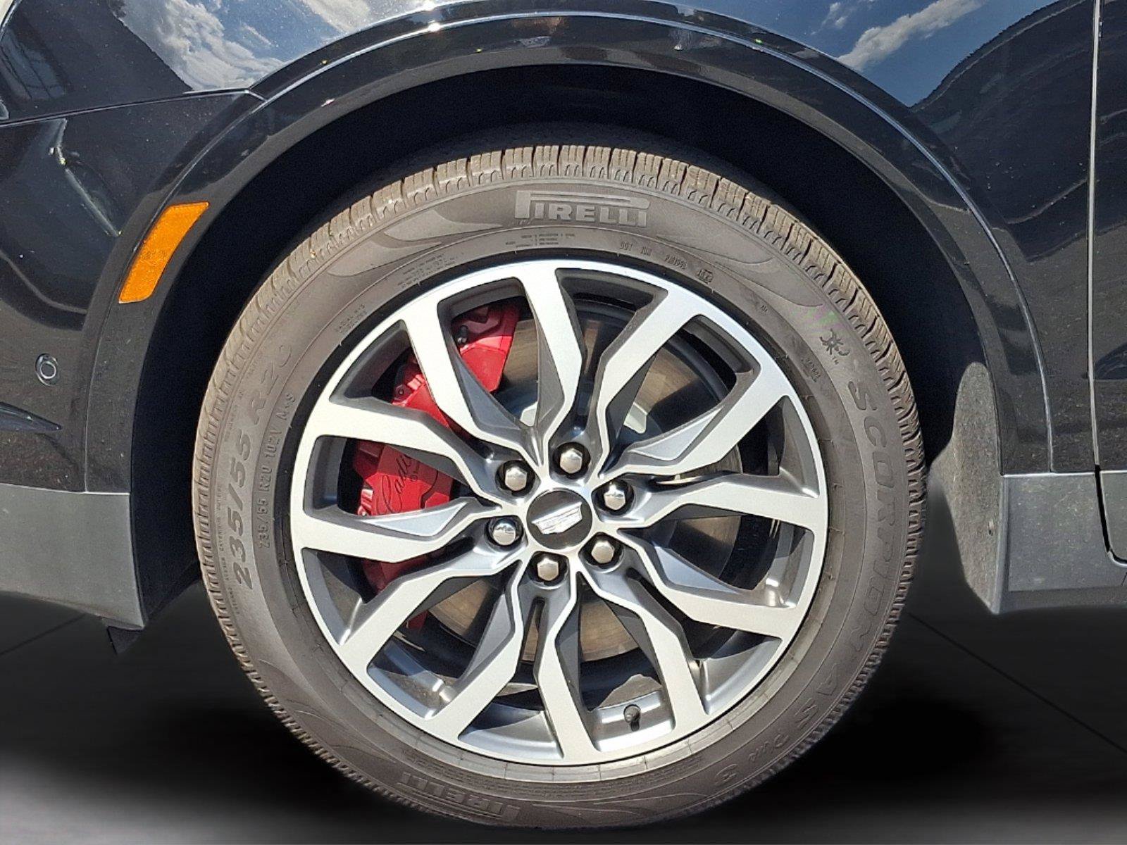 Used 2025 Cadillac XT5 Sportv w/ Technology Package AWD/4WD image 30