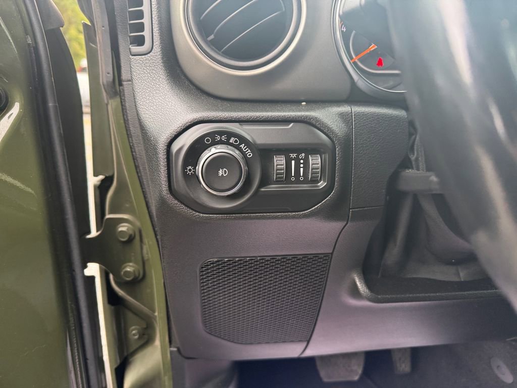 Certified 2021 Jeep Wrangler Unlimited Sport image 17
