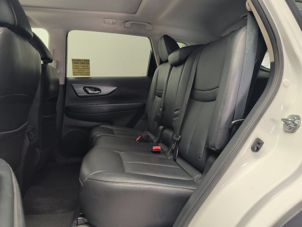 Used 2015 Nissan Rogue SL w/ SL Premium Package AWD/4WD image 29