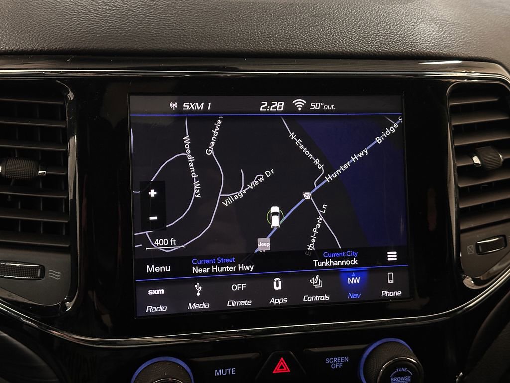 Used 2019 Jeep Grand Cherokee Altitude image 48