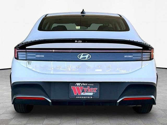 Used 2026 Hyundai Sonata SE FWD image 5