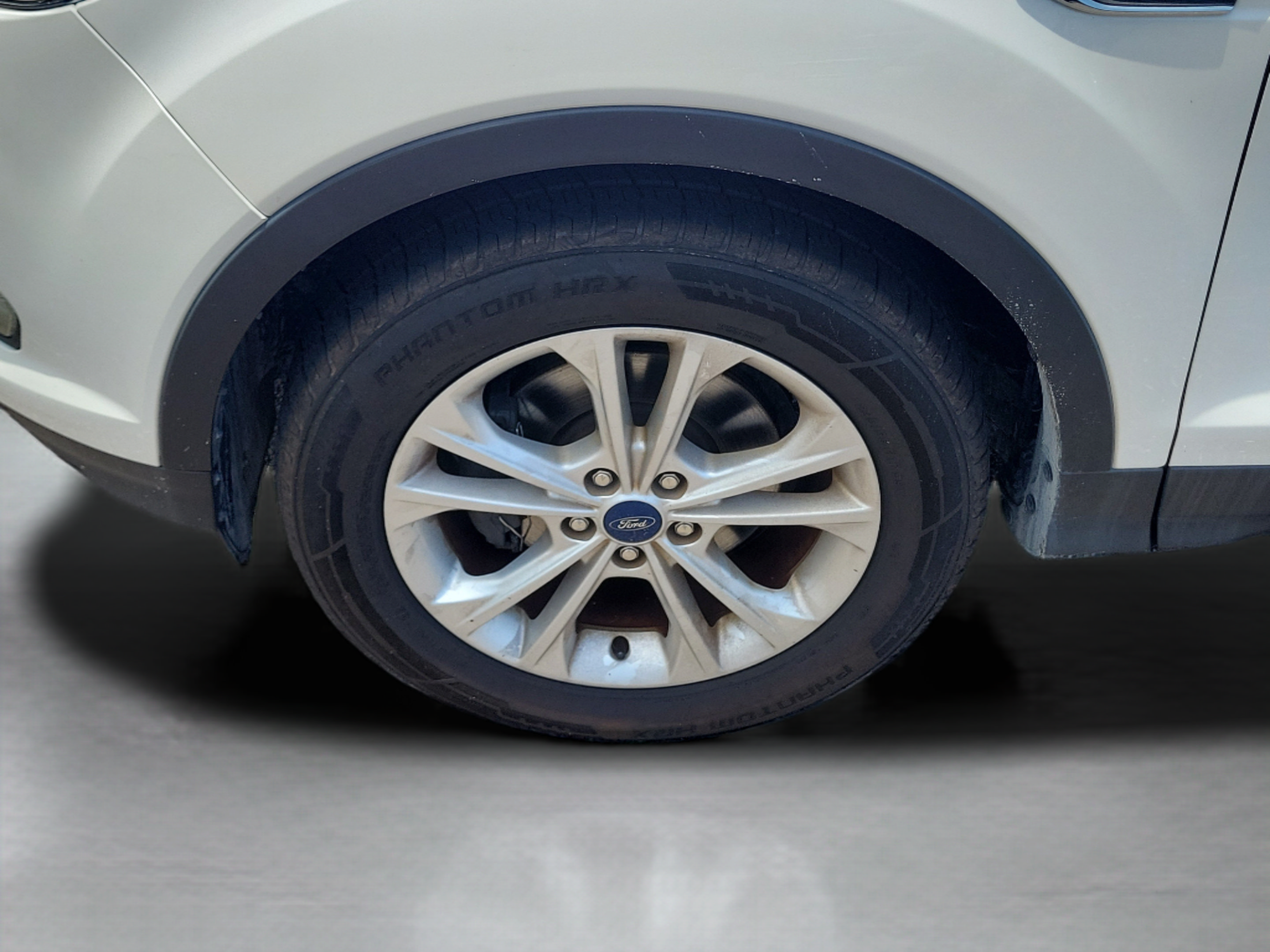 Used 2019 Ford Escape SE FWD image 33